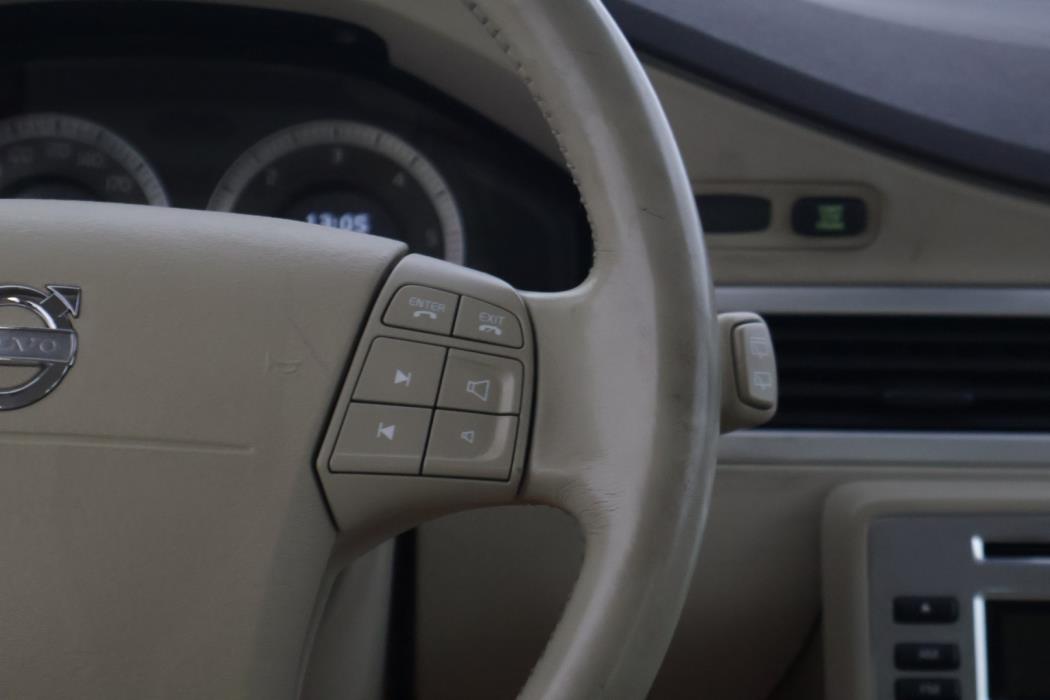 VOLVO XC70 2009