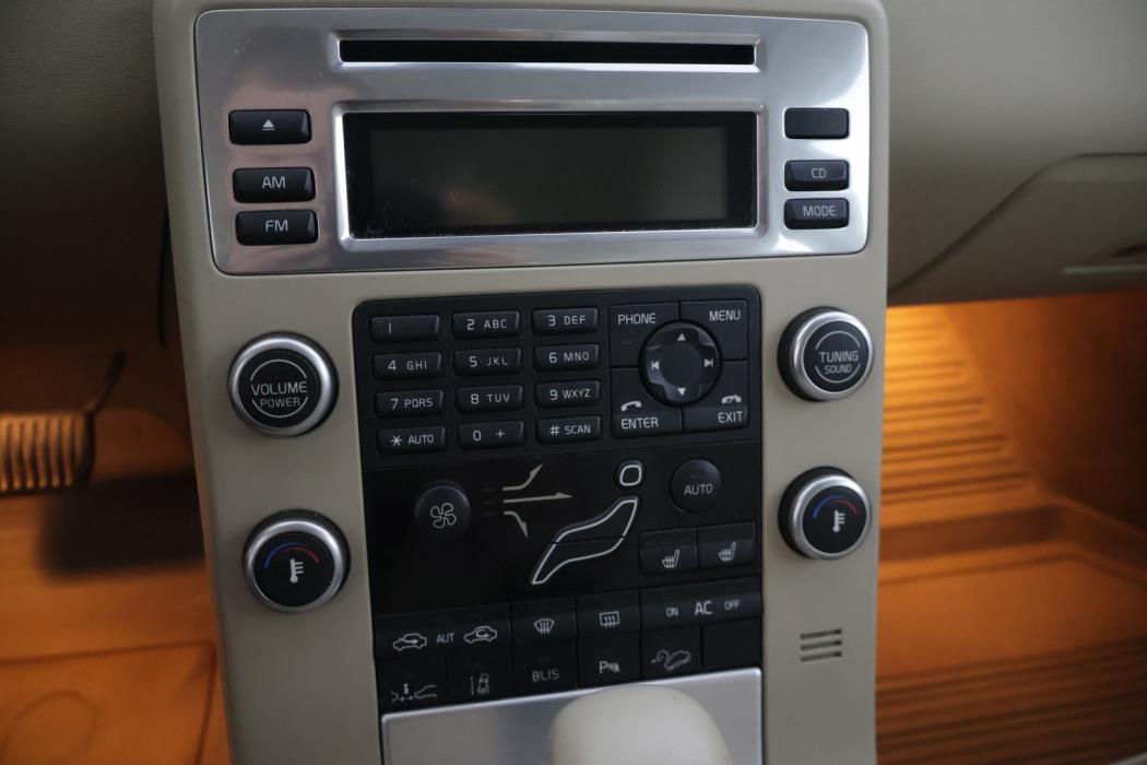 VOLVO XC70 2009