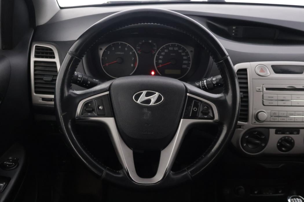 HYUNDAI i20 2009