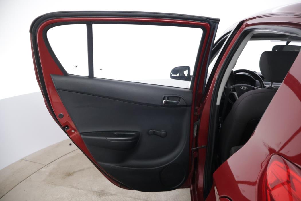 HYUNDAI i20 2009