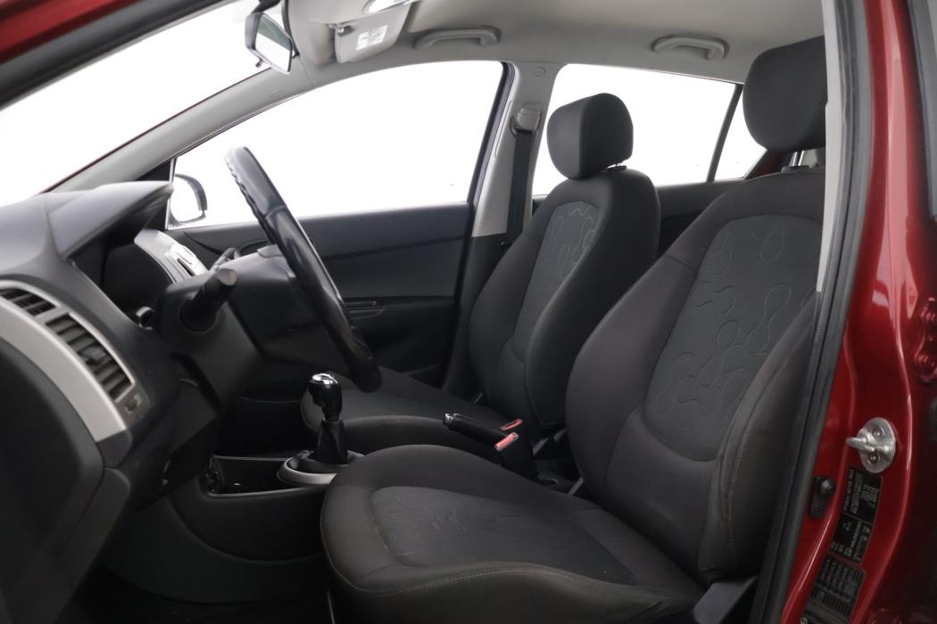 HYUNDAI i20 2009