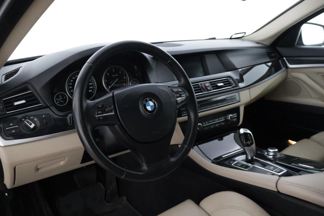BMW 520 2012