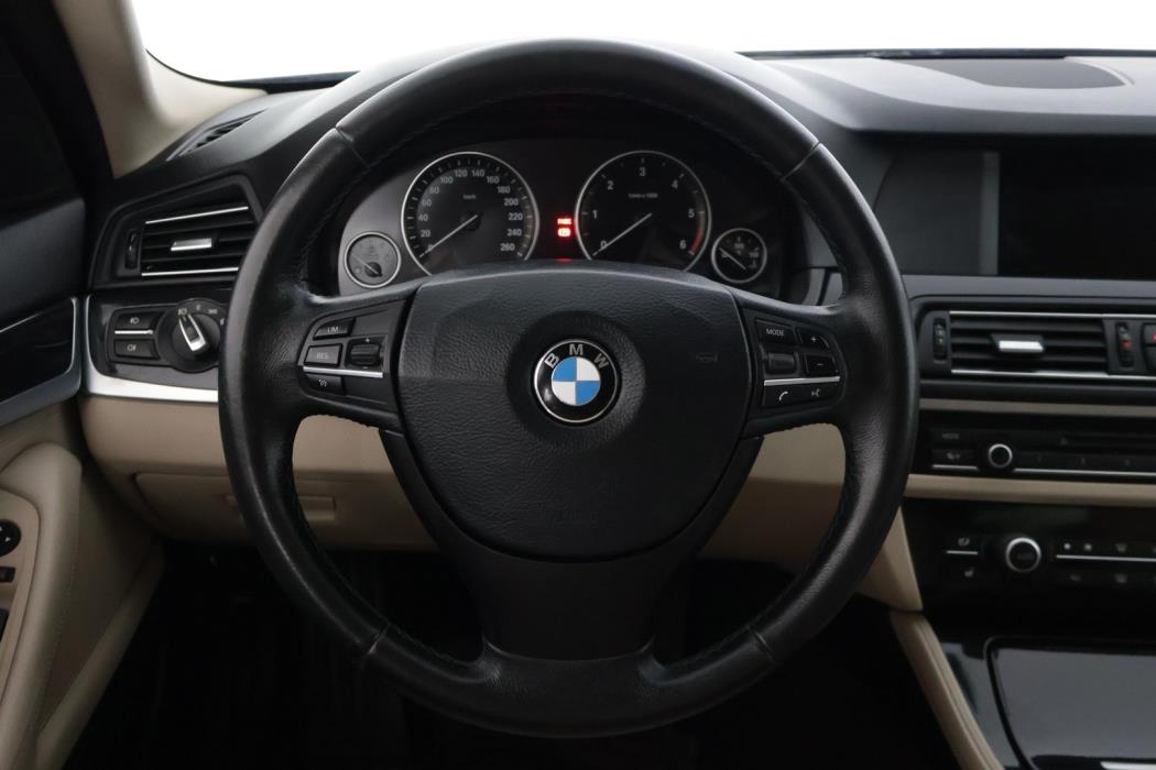 BMW 520 2012