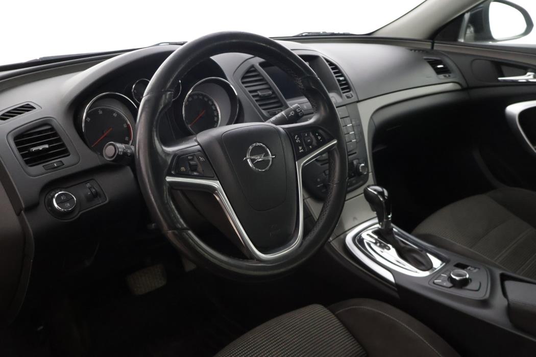 OPEL Insignia 2013