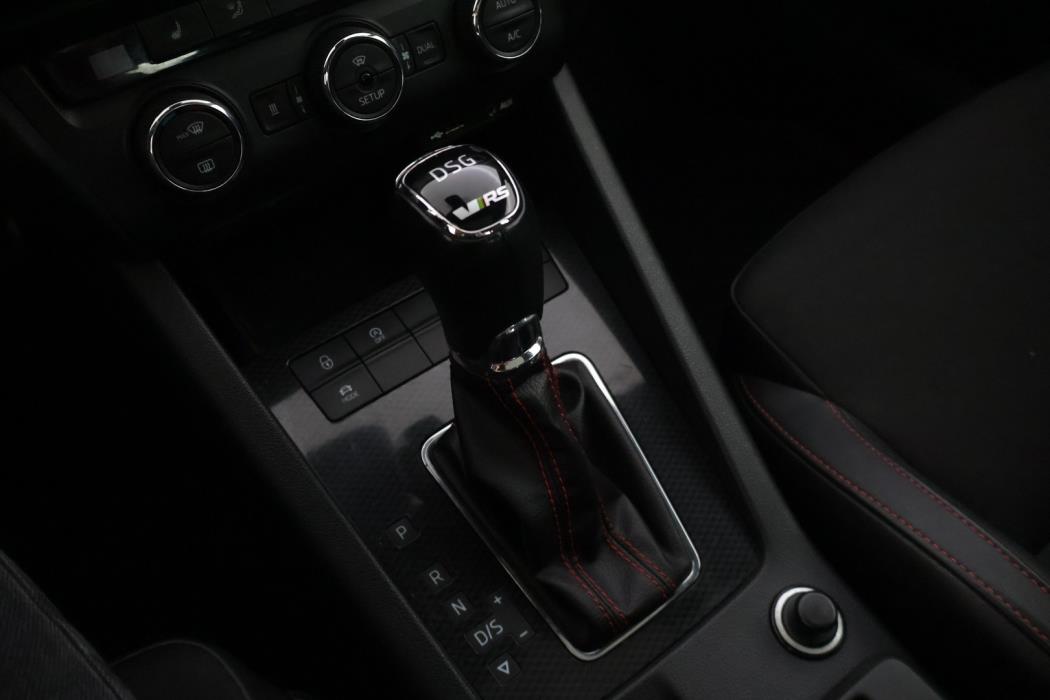 SKODA Octavia 2014