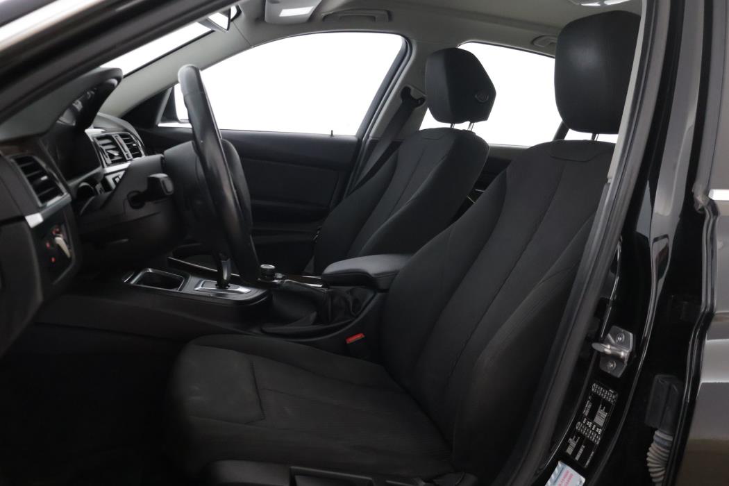 BMW 320 2015