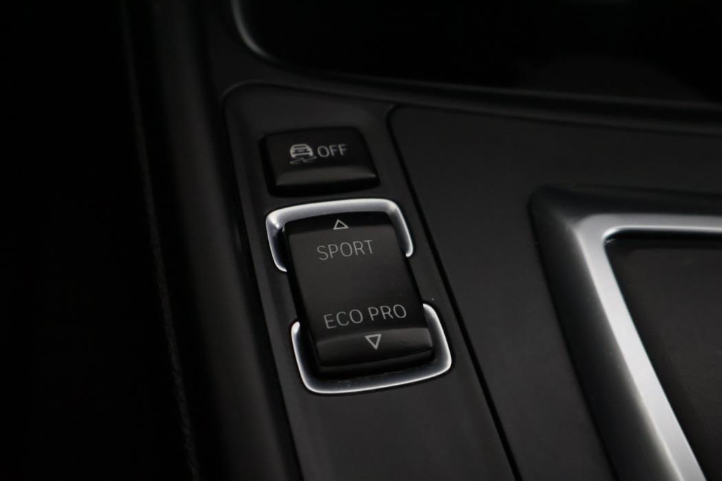 BMW 320 2015