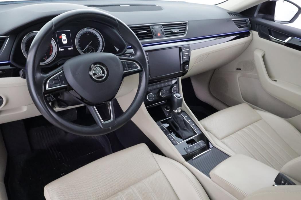 SKODA Superb 2017