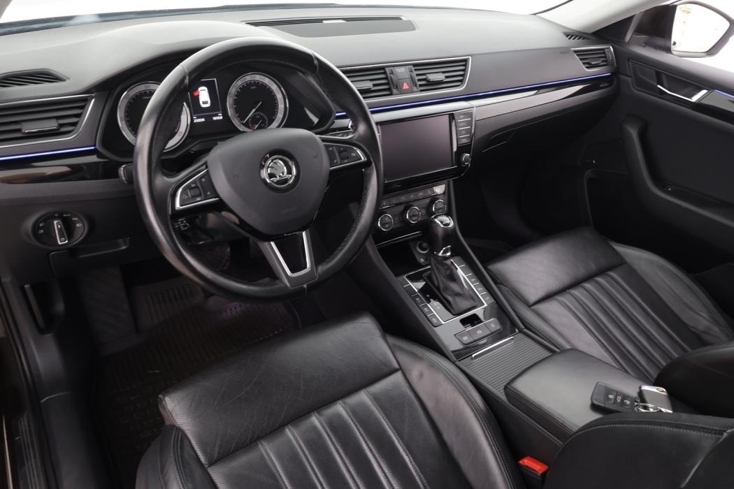 SKODA Superb 2017