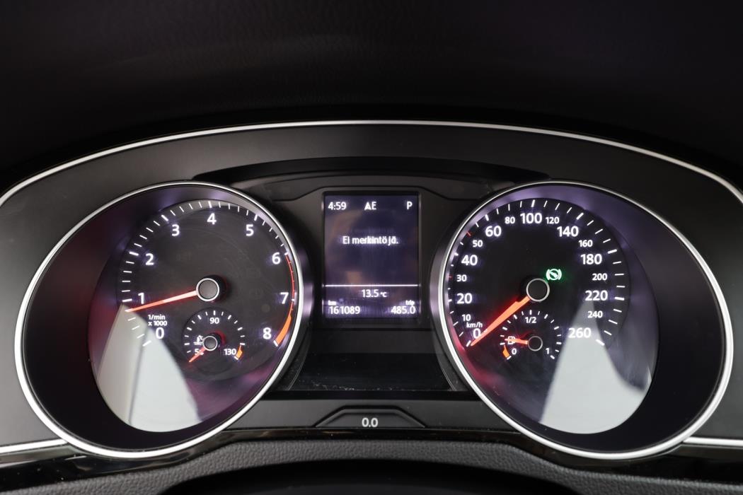 VOLKSWAGEN Passat 2017