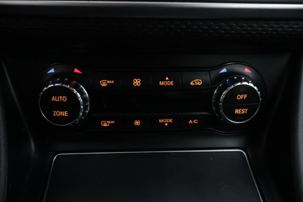 MERCEDES-BENZ A 2018