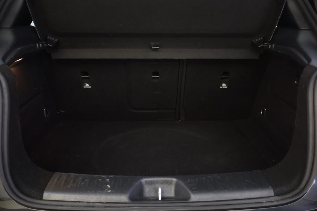 MERCEDES-BENZ A 2018