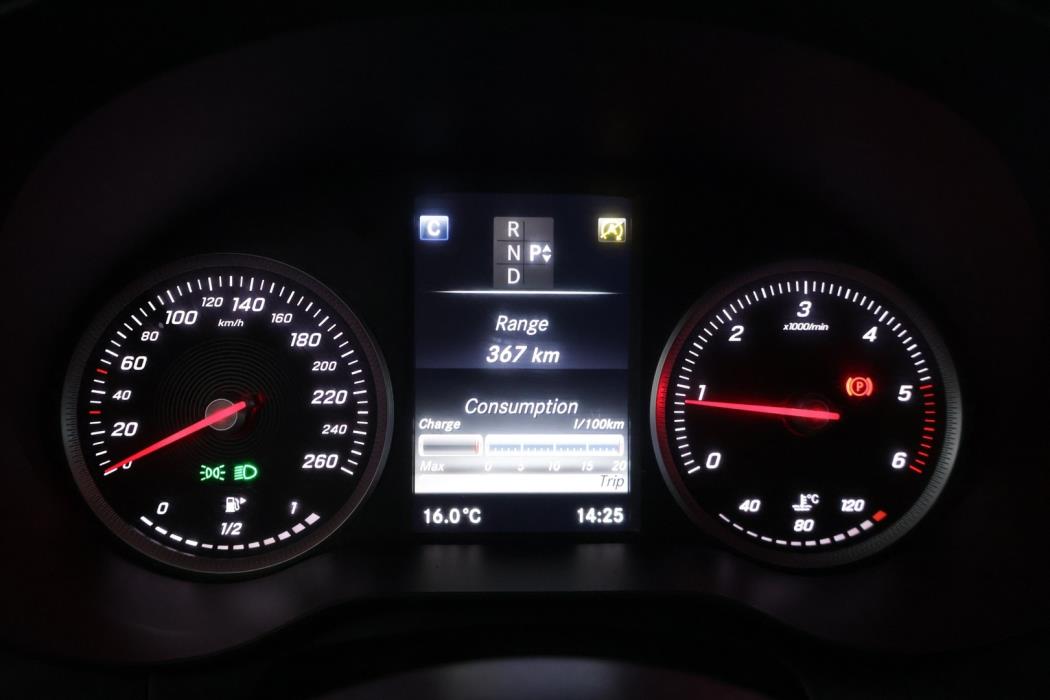 MERCEDES-BENZ C 2017