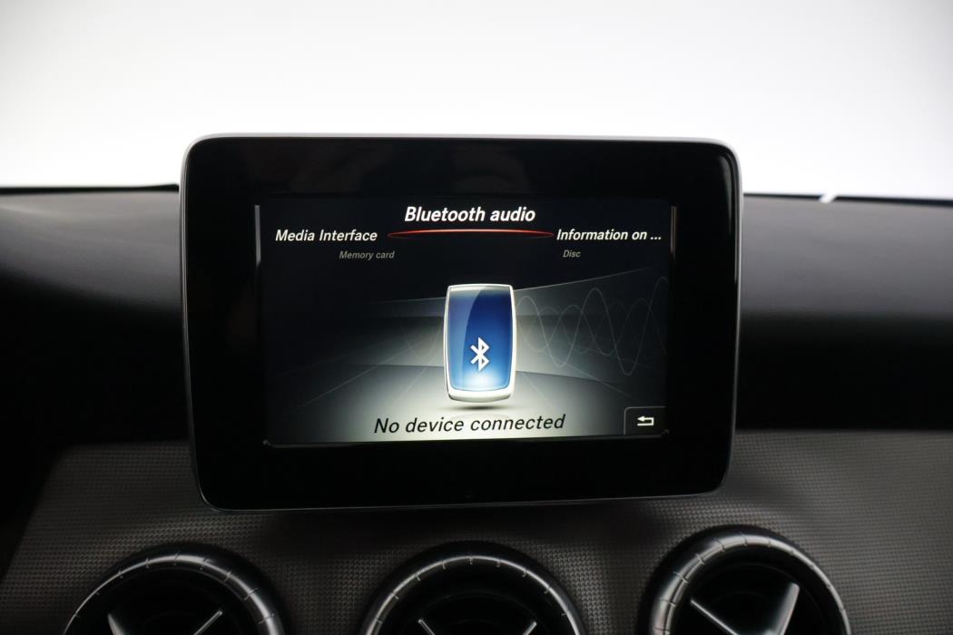 MERCEDES-BENZ CLA 2017