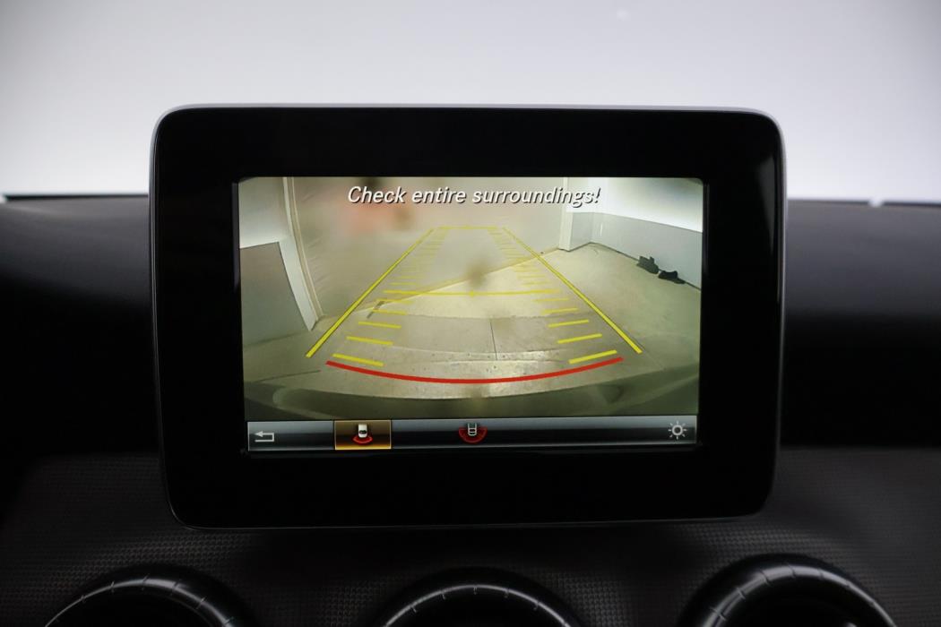 MERCEDES-BENZ CLA 2017