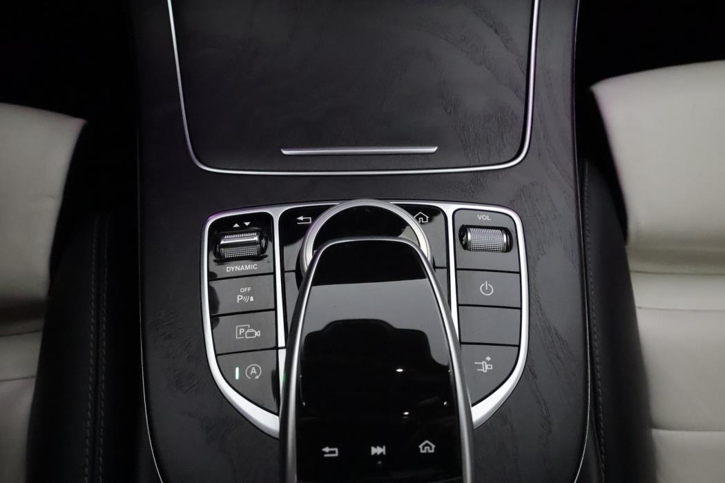 MERCEDES-BENZ E 2017