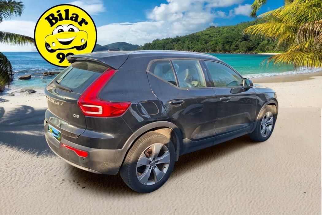 VOLVO XC40 2019