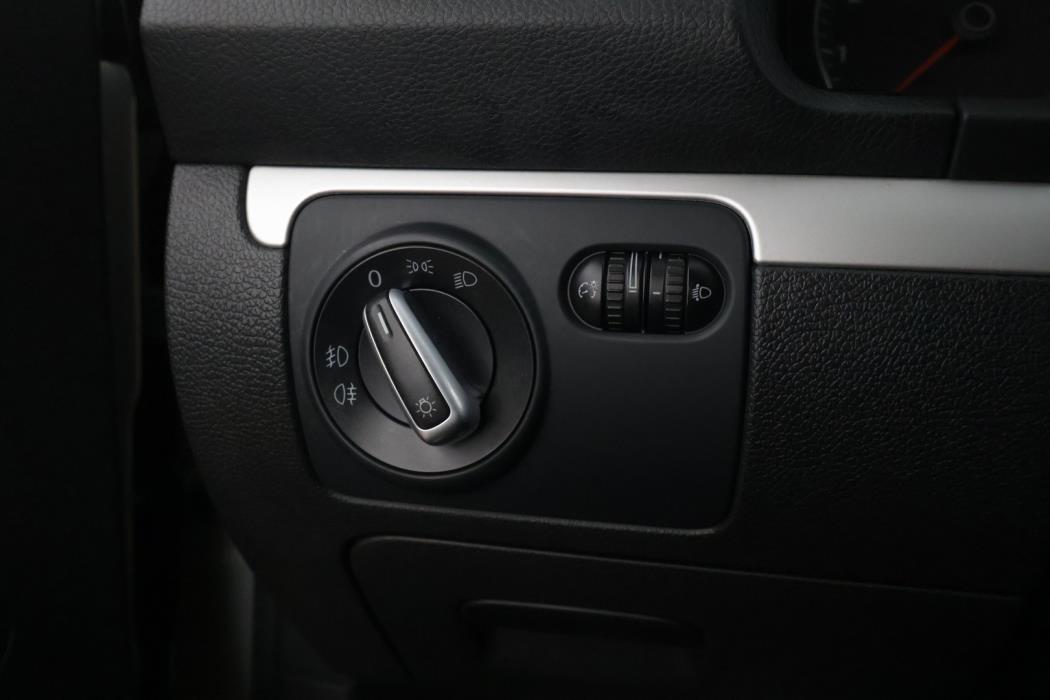 VOLKSWAGEN Scirocco 2009