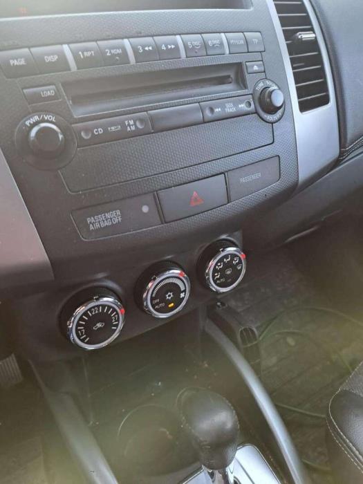 MITSUBISHI Outlander 2010