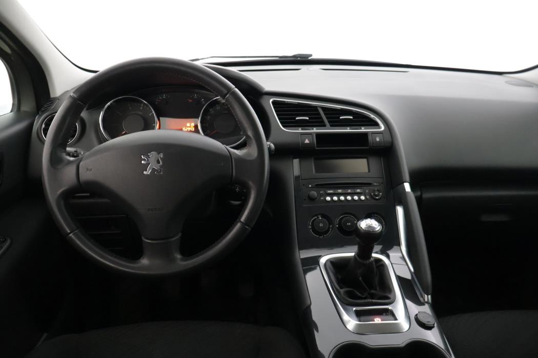 PEUGEOT 3008 2012