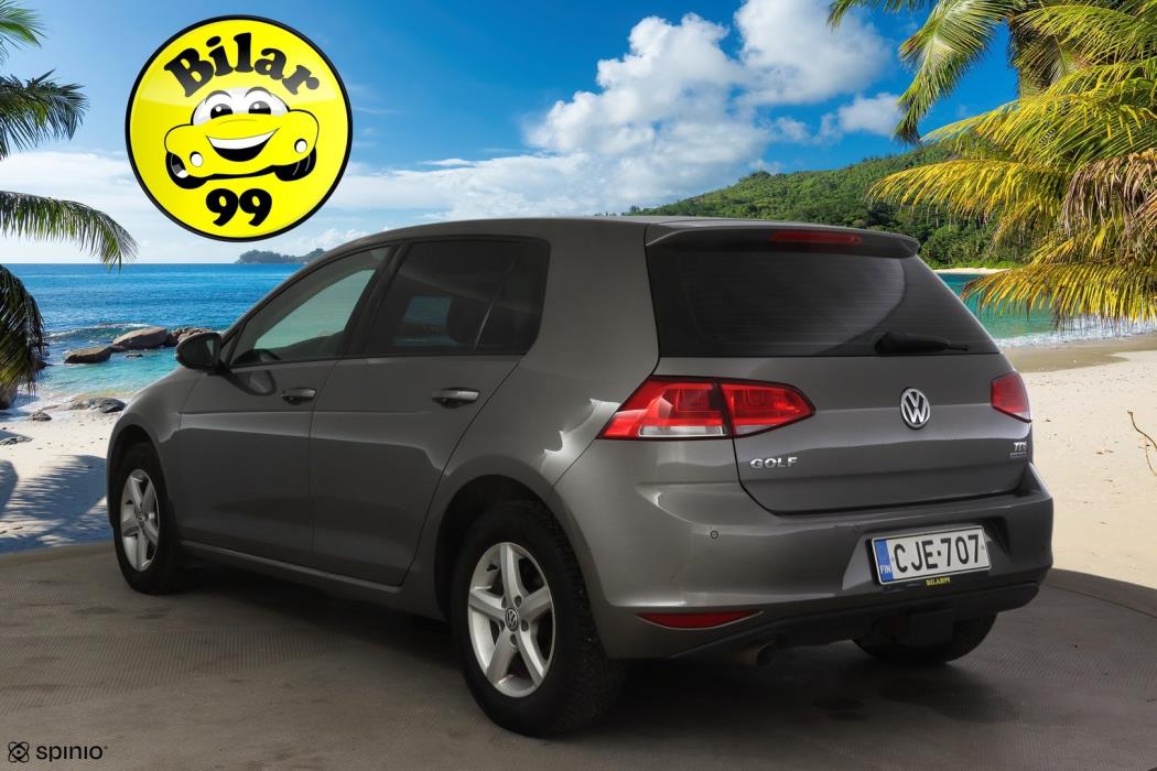 VOLKSWAGEN Golf 2014
