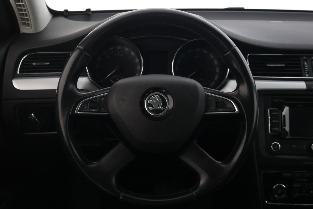 SKODA Superb 2014