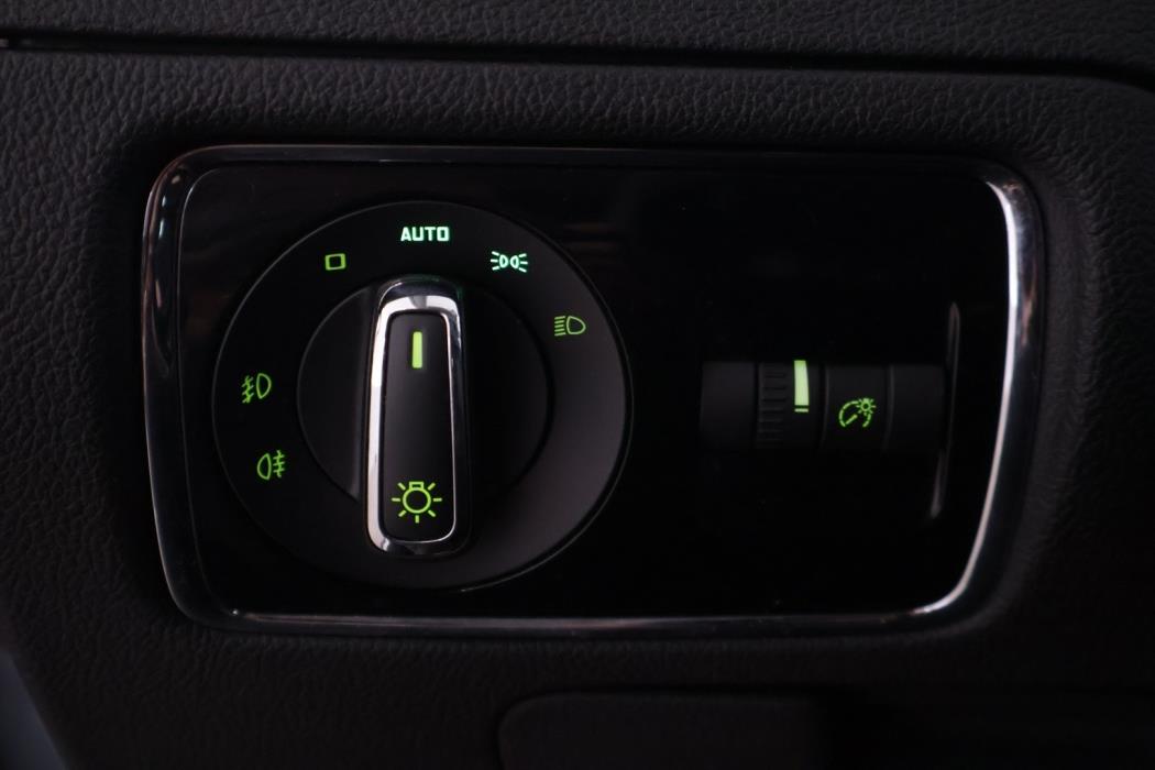 SKODA Superb 2014