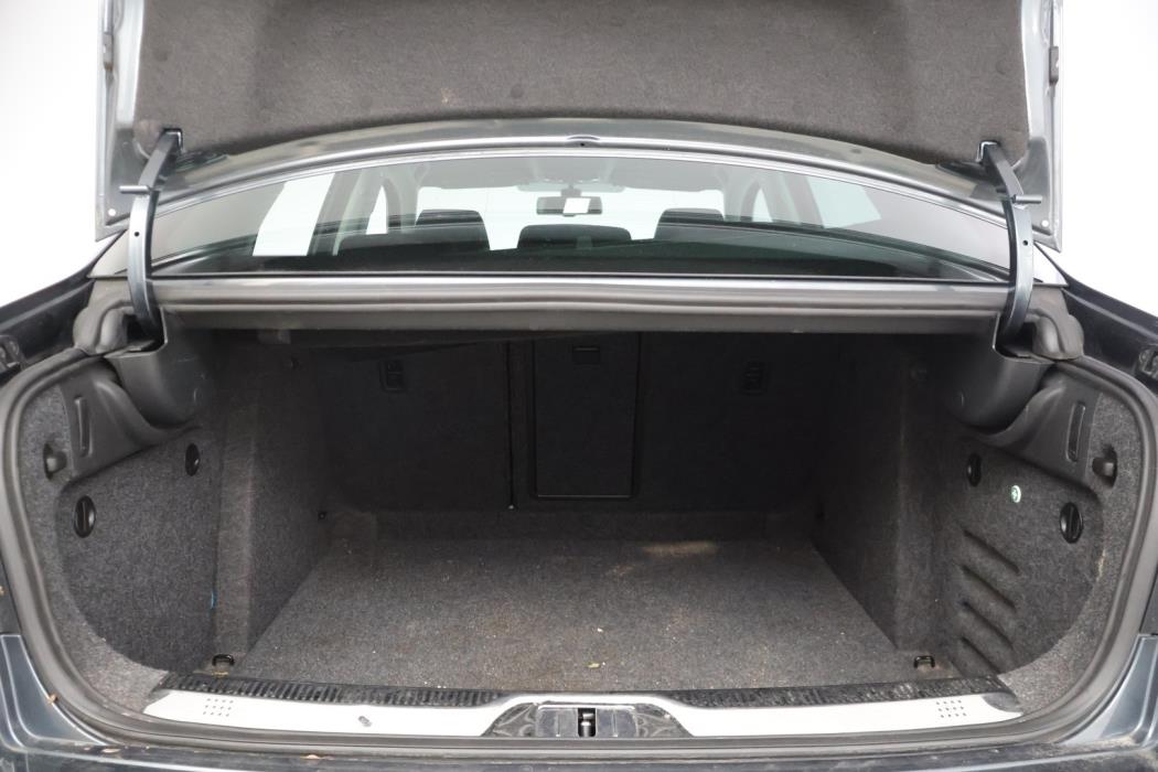 SKODA Superb 2014