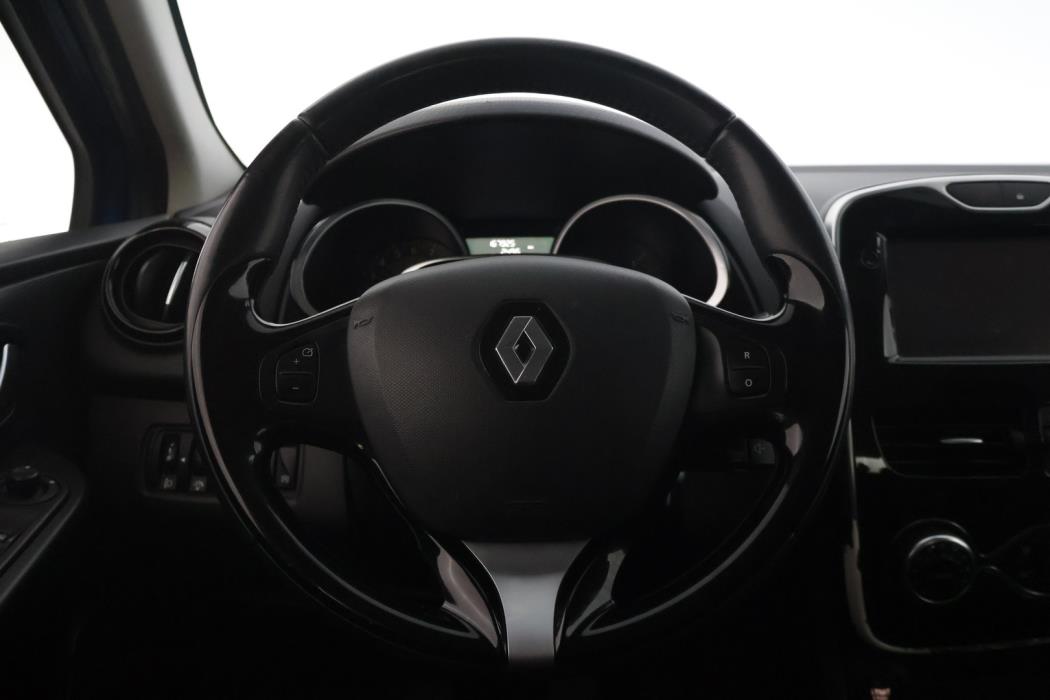 RENAULT Clio 2015