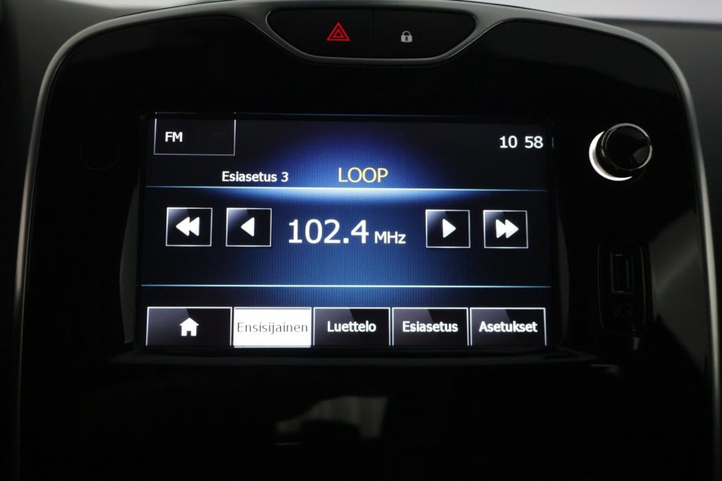 RENAULT Clio 2015