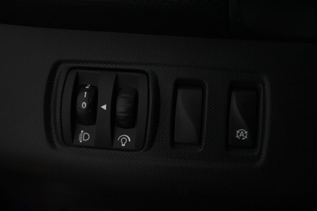 RENAULT Clio 2015
