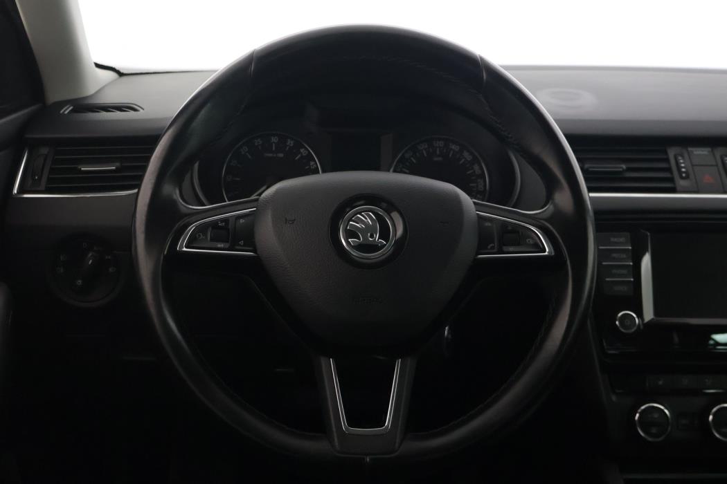 SKODA Octavia 2016