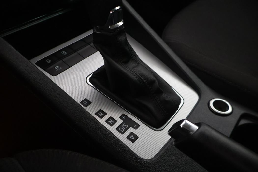 SKODA Octavia 2016