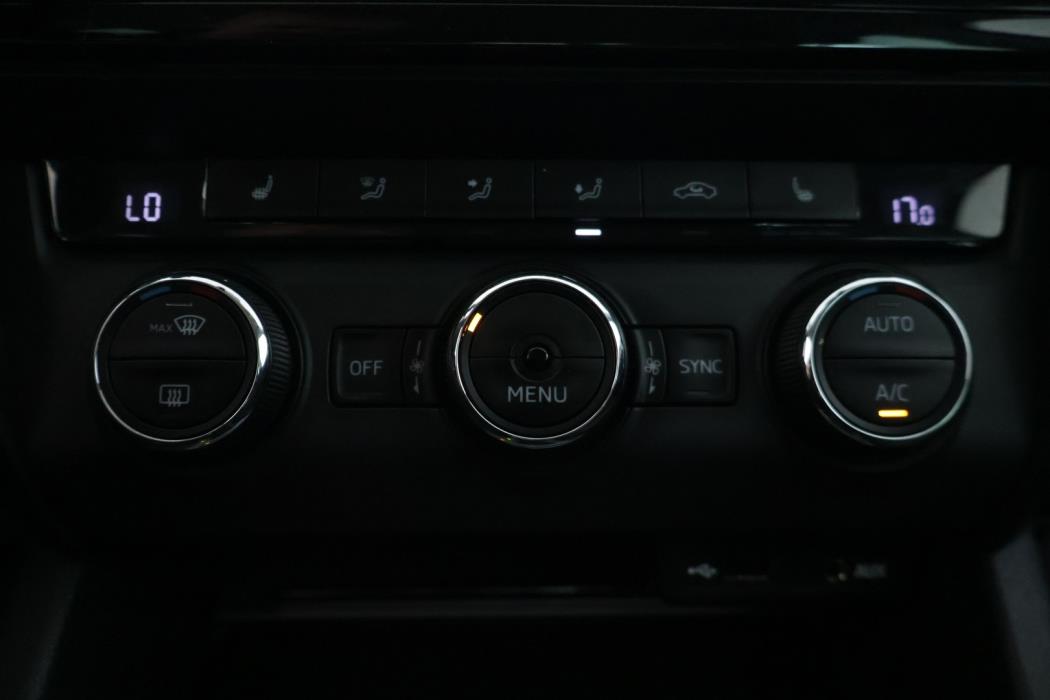 SKODA Octavia 2016