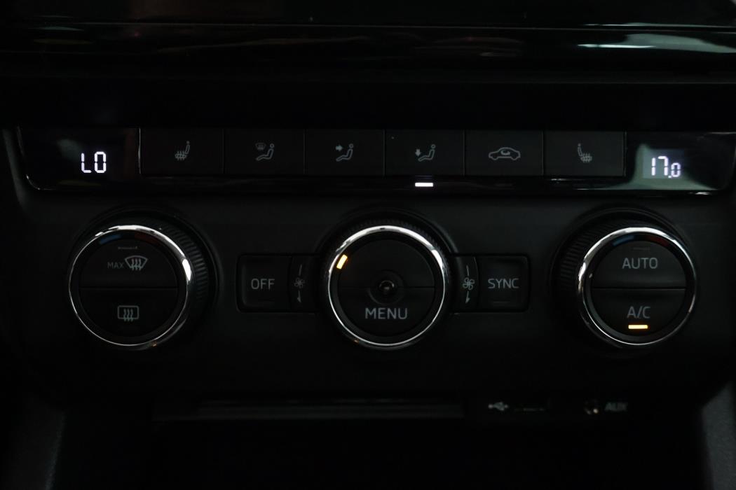 SKODA Octavia 2016