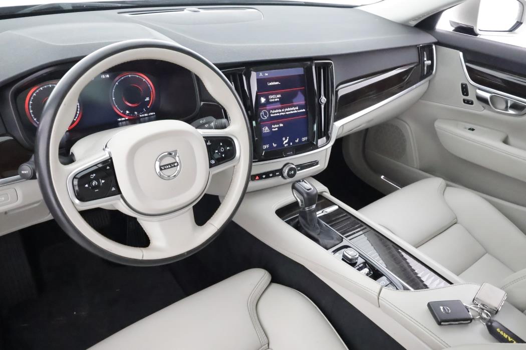 VOLVO S90 2017
