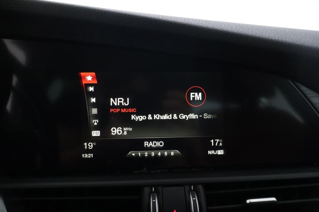ALFA ROMEO Giulia 2017