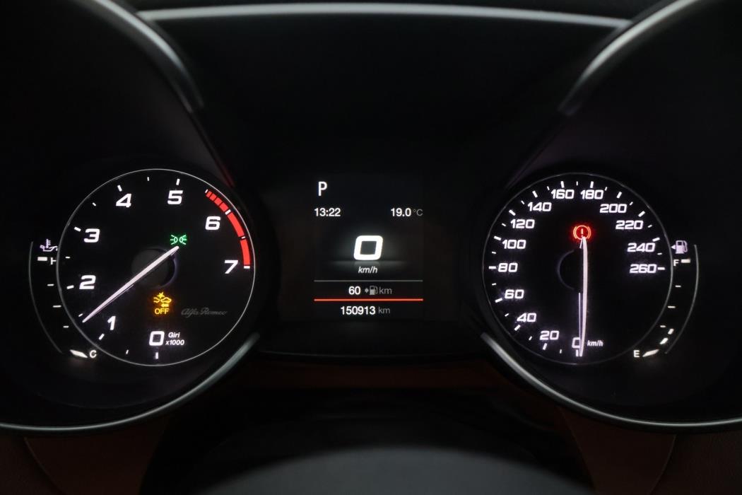 ALFA ROMEO Giulia 2017