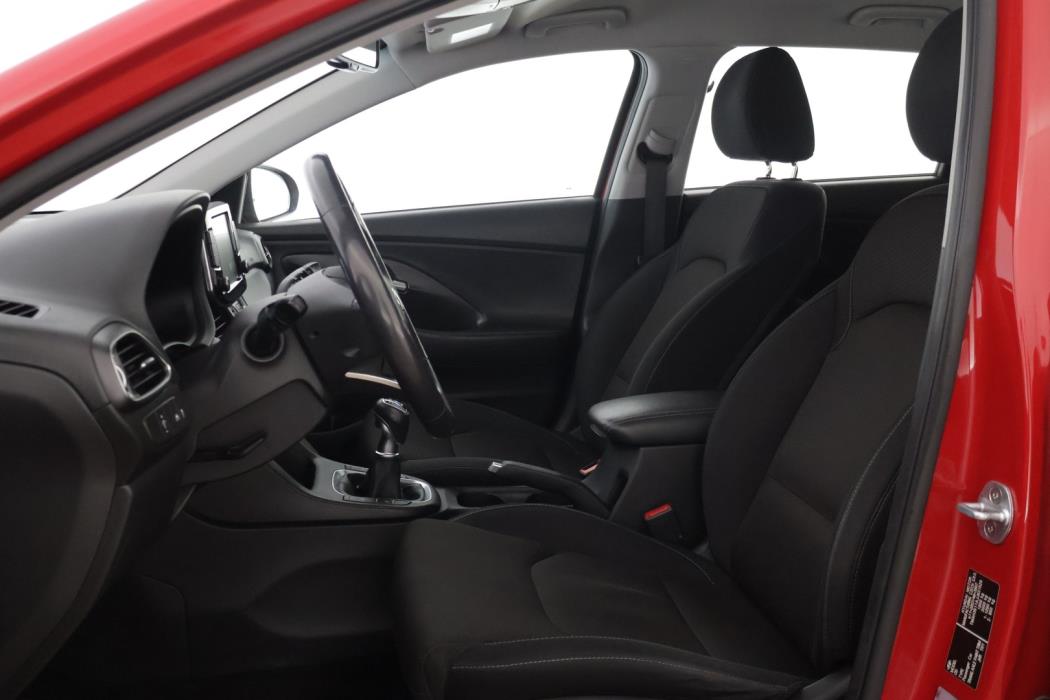 HYUNDAI i30 5d 2018