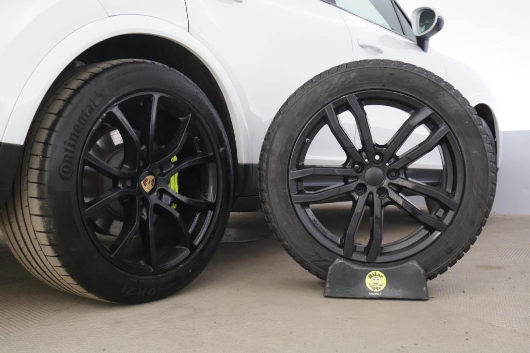 PORSCHE Cayenne 2018