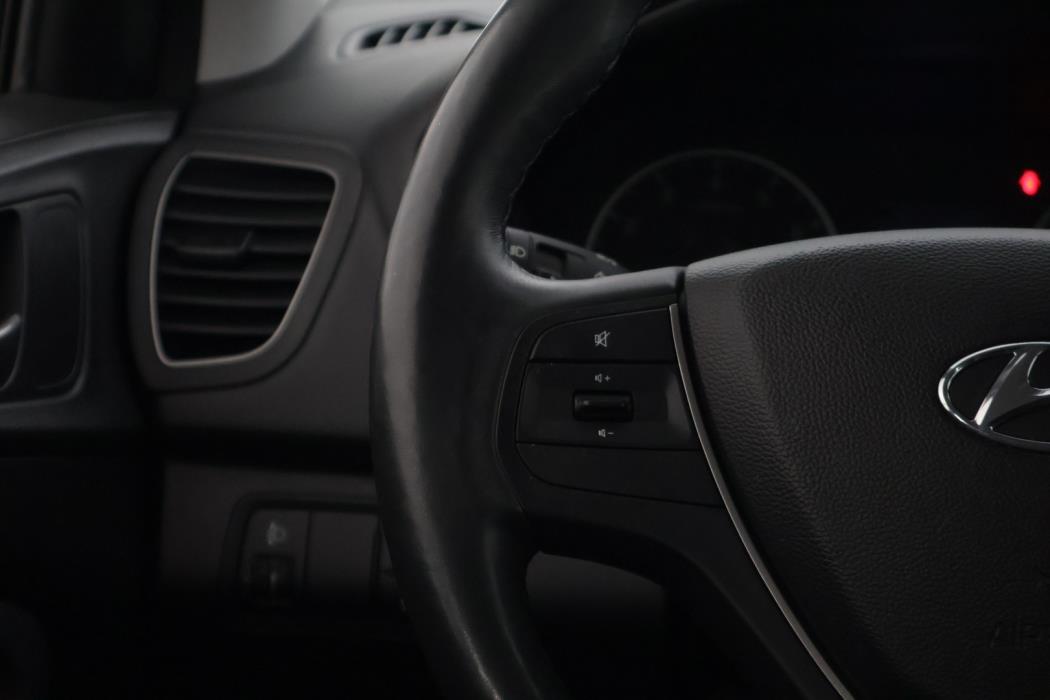 HYUNDAI i20 Hatchback 2019