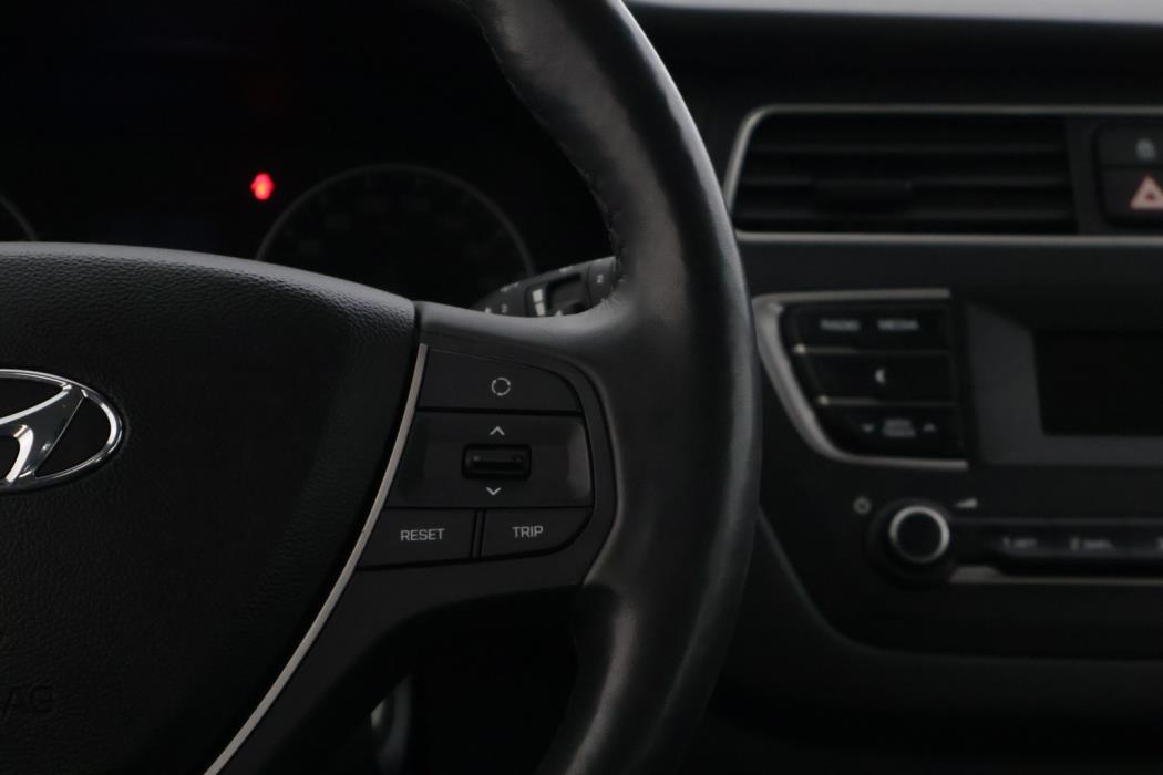 HYUNDAI i20 Hatchback 2019