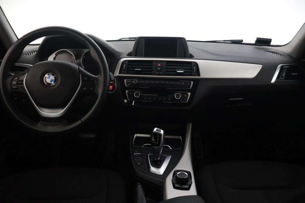 BMW 118 2018