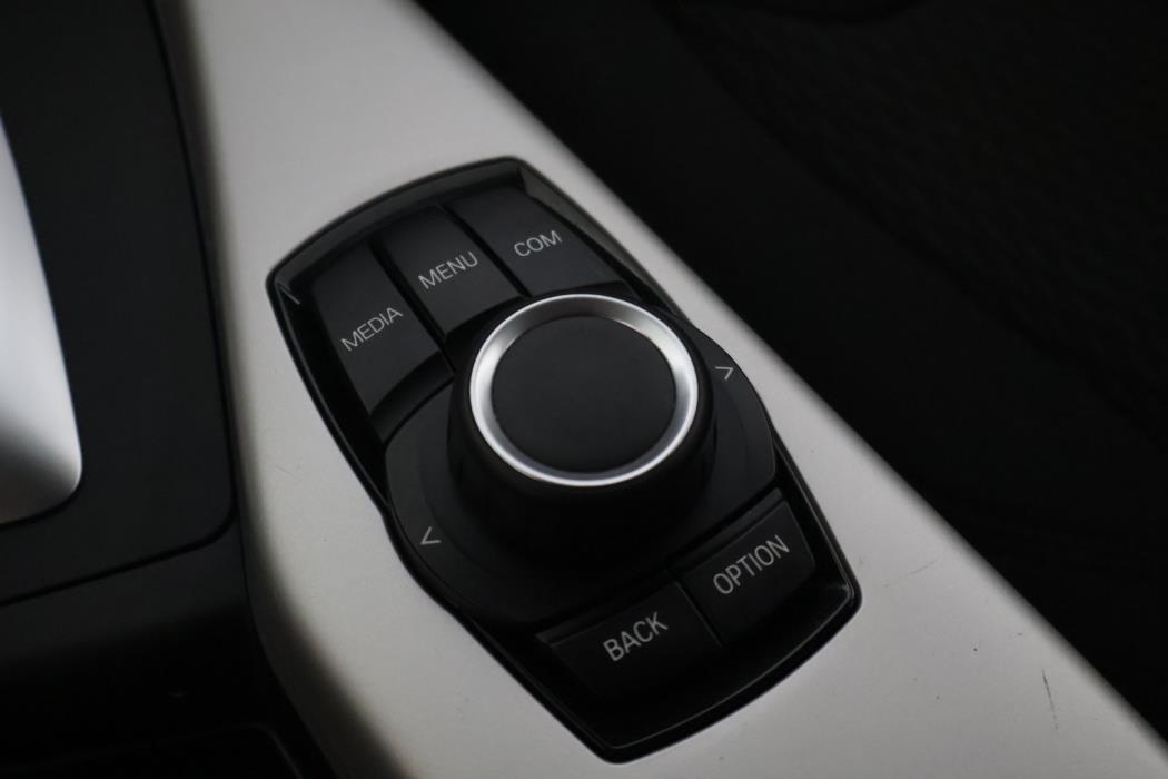 BMW 118 2018