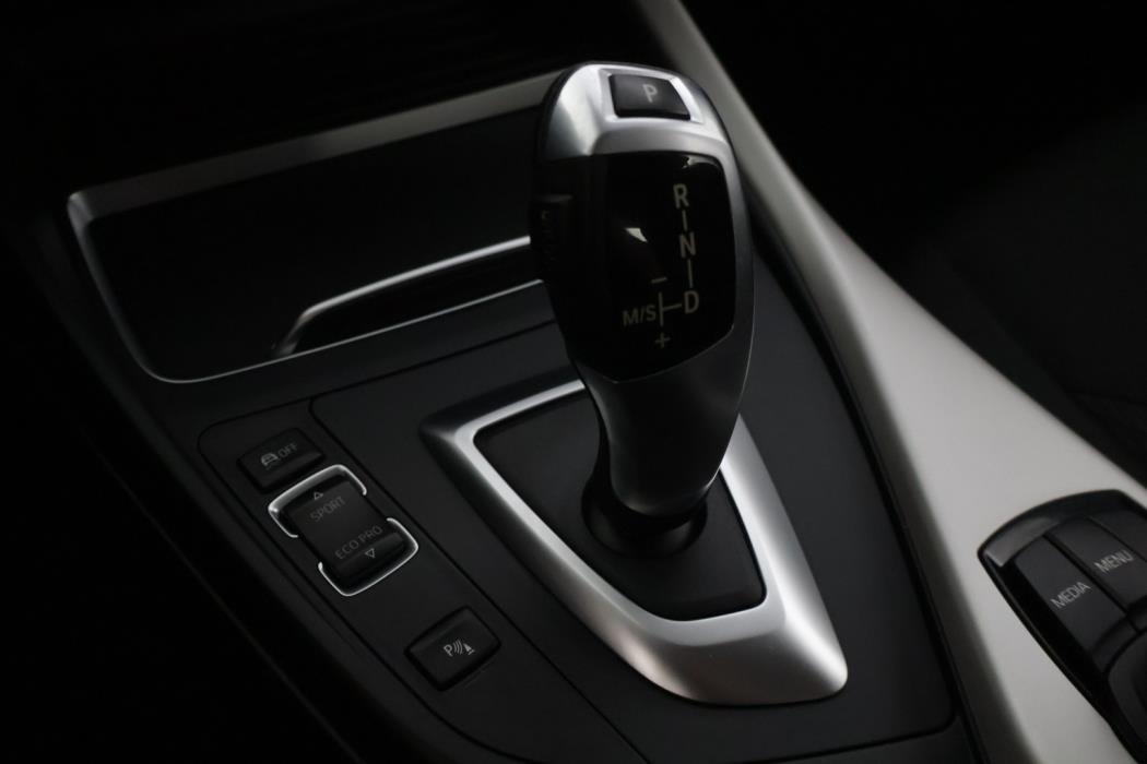 BMW 118 2018
