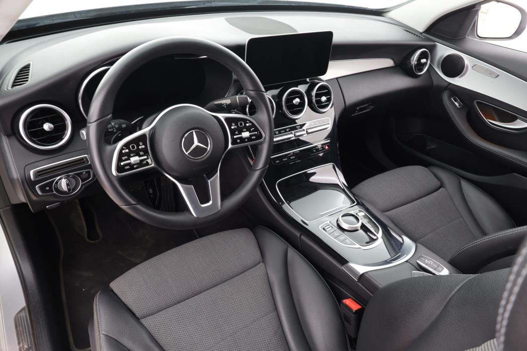 MERCEDES-BENZ C 2020