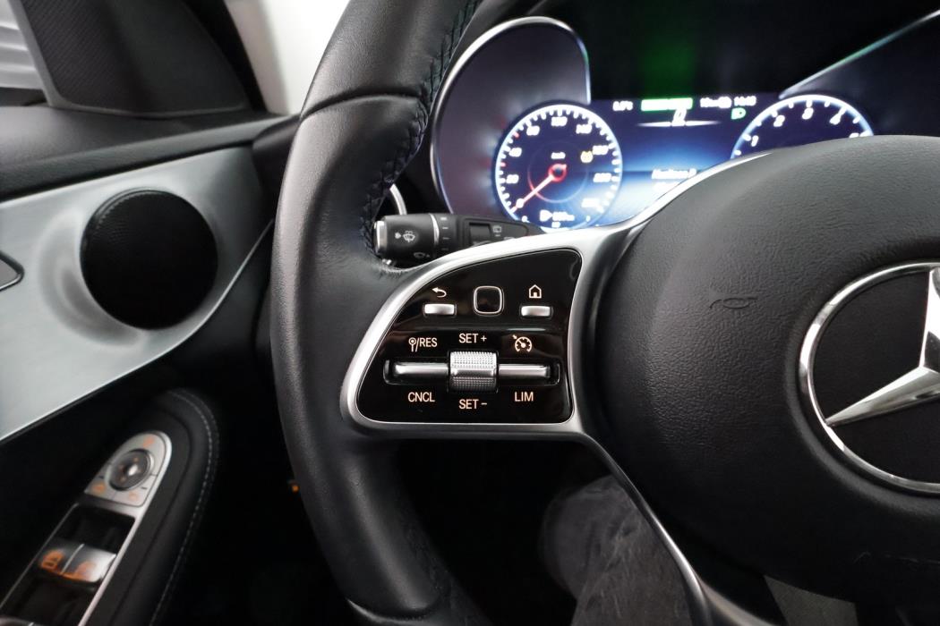 MERCEDES-BENZ C 2020