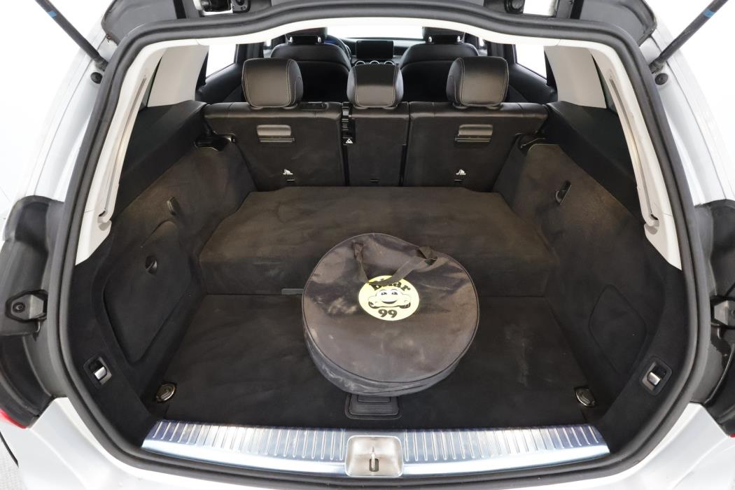 MERCEDES-BENZ C 2020