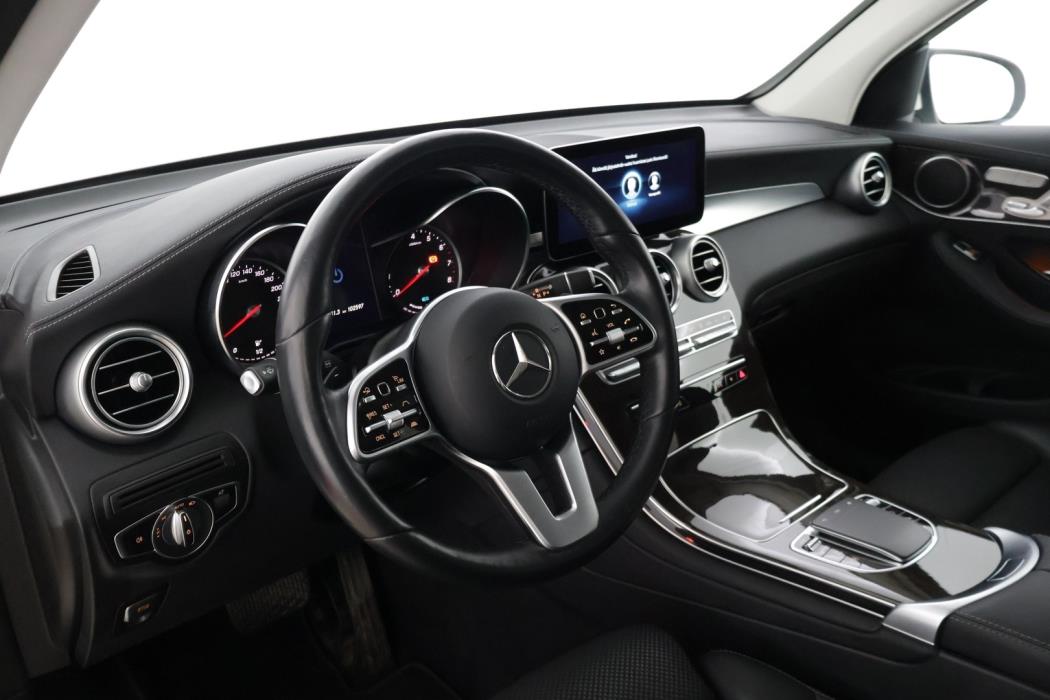 MERCEDES-BENZ GLC 2021