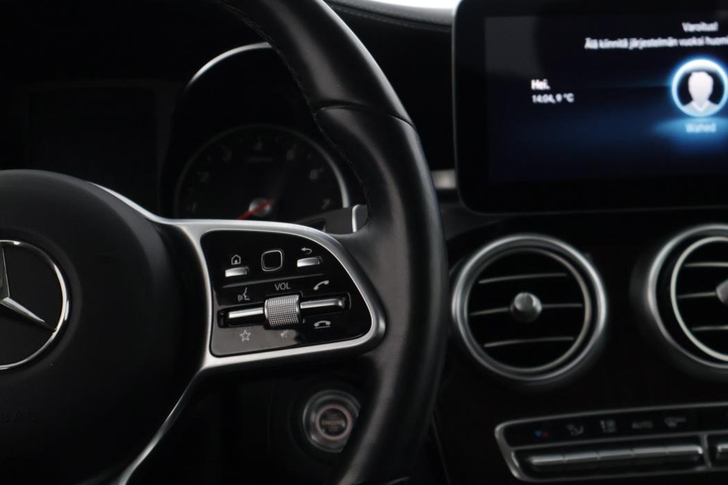 MERCEDES-BENZ GLC 2021